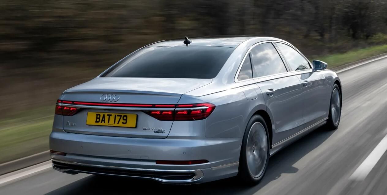 有望于年内上市中期改款奥迪a8l60tfsie大量实拍图发布