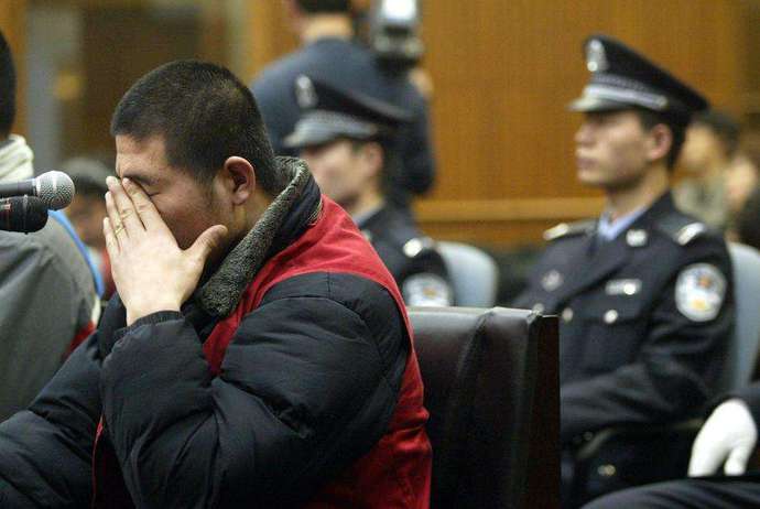 男子一次性买150碗扣肉，随后举报大妈卖三无产品，法院判退赔5万休闲区蓝鸢梦想 - Www.slyday.coM