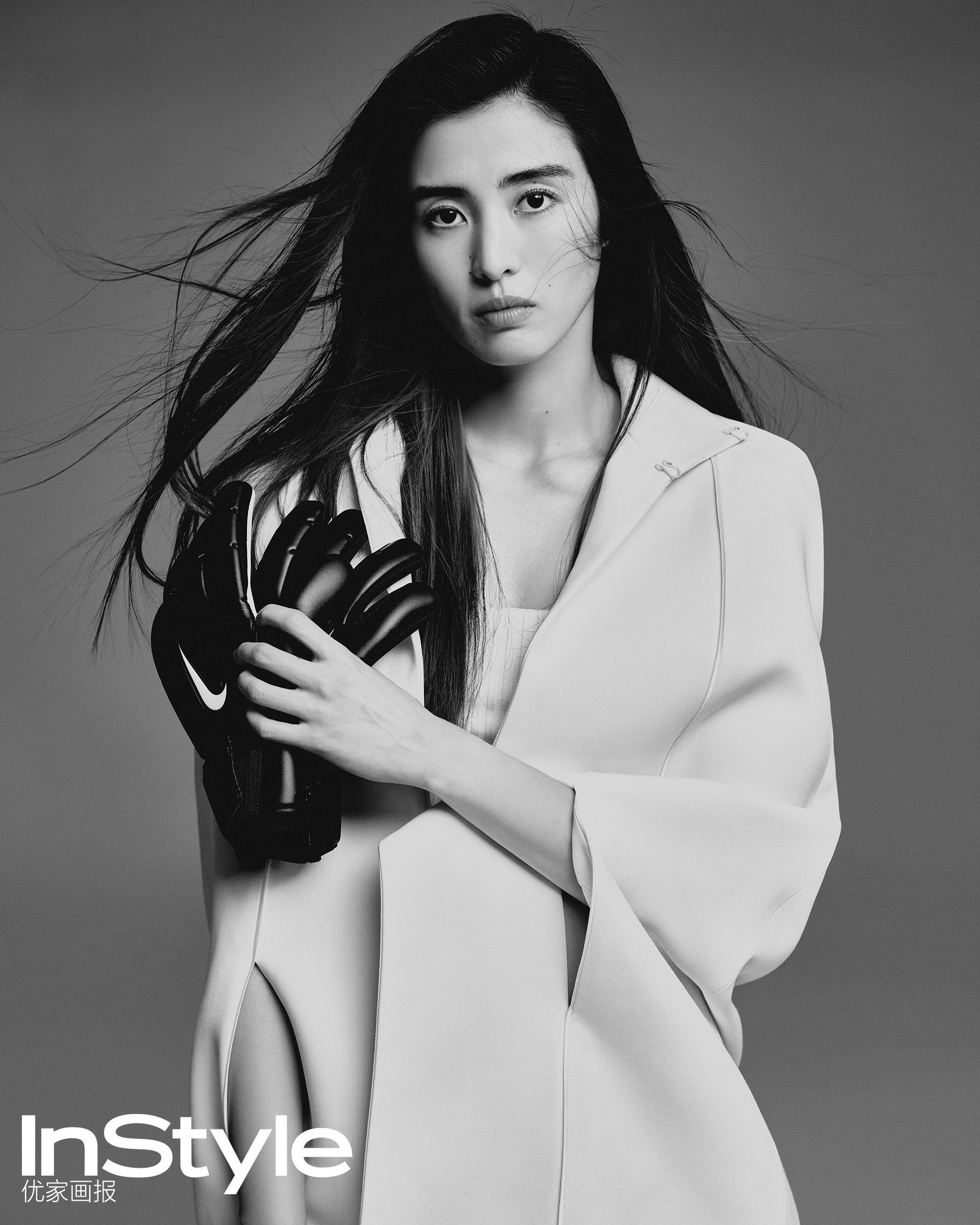 赵丽娜xinstyle优家画报新刊封面大片