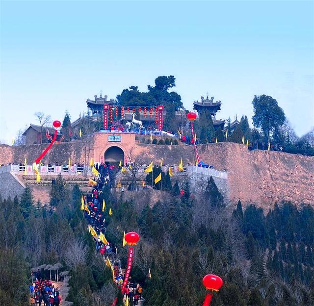 华夏古迹文华物章天水伏羲庙卦台山画卦台