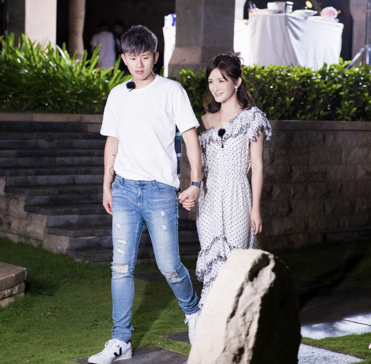 张杰谢娜为上海捐物资,优先给老人,杨颖第二次捐赠被赞人美心善休闲区蓝鸢梦想 - Www.slyday.coM 张杰谢娜为上海捐物资,优先给老人,杨颖第二次捐赠被赞人美心善休闲区蓝鸢梦想 - Www.slyday.coM