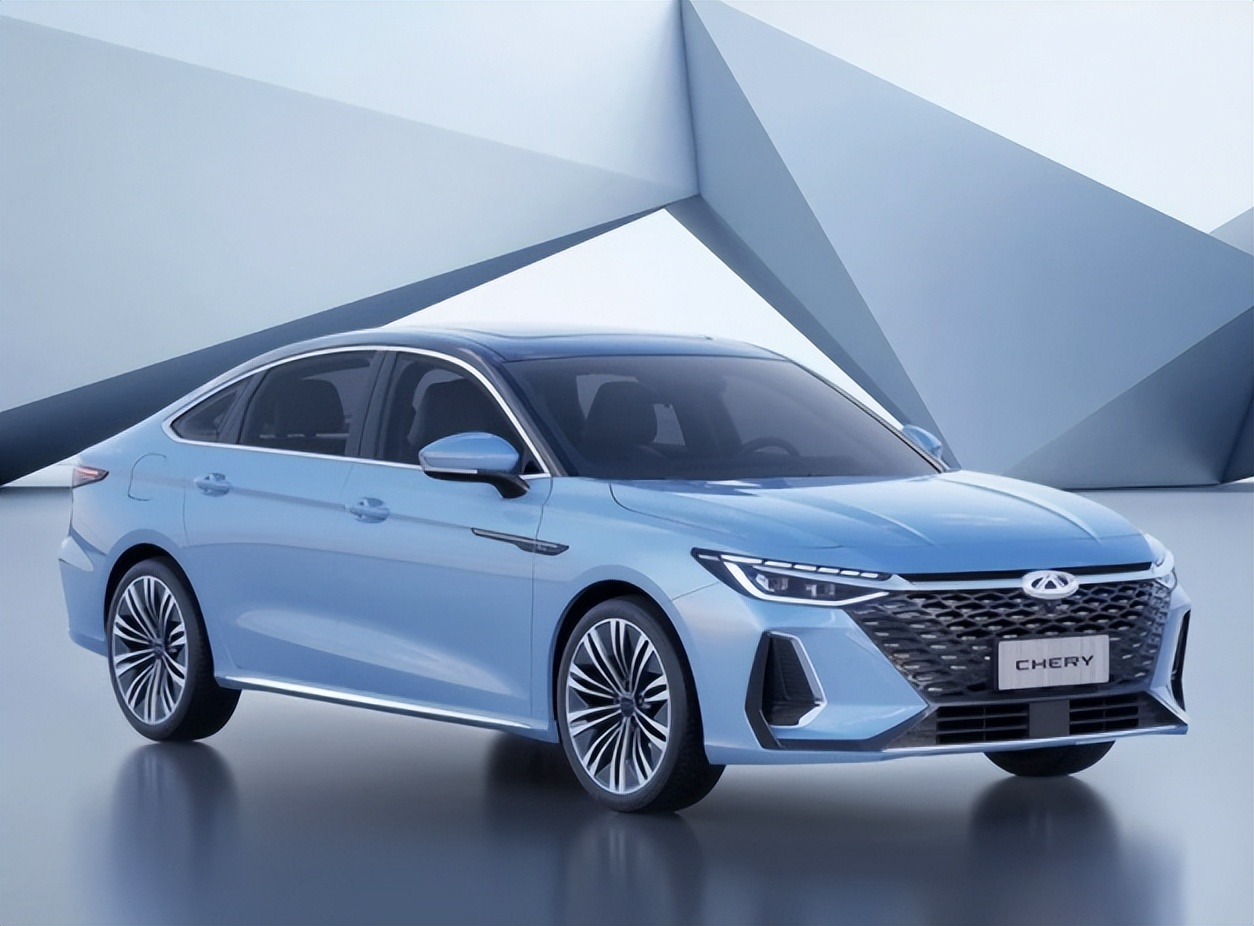 奇瑞最帅轿车艾瑞泽8官图发布双前脸布局高颜值搭16t动力