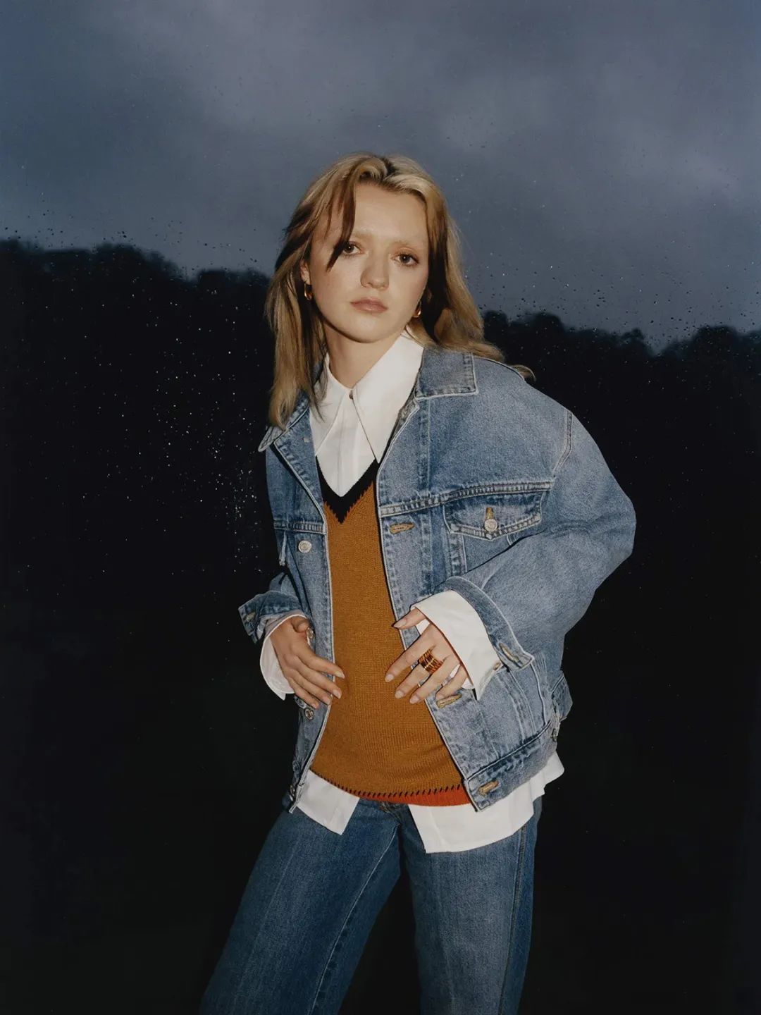 二丫的画风越来越难以琢磨了|赏色|二丫|杂志|丹尼·博伊尔_新浪新闻