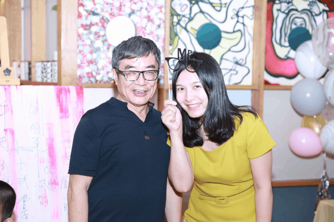 他隐藏了最重要的"父亲"身份|周国平_新浪新闻