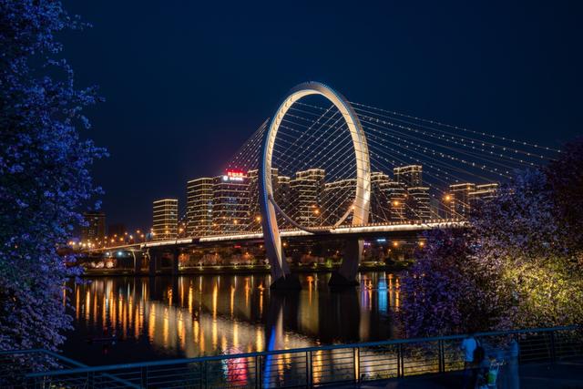 四月柳州满城花开,邂逅粉色浪漫__财经头条