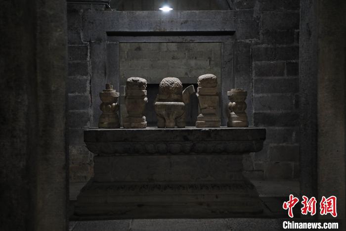 图为"潞王陵"地宫. 邓小强 摄