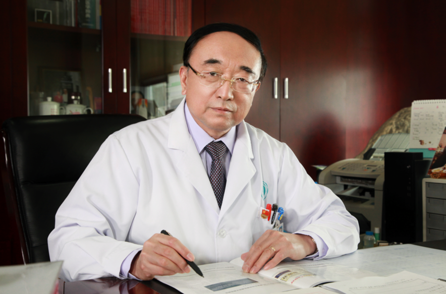 于金明院士规范诊疗精准施治癌症防治需尽早