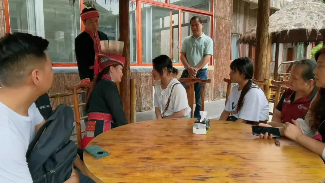 热水泡脚的时候加点它三天逼出体内湿气可惜很少人知道