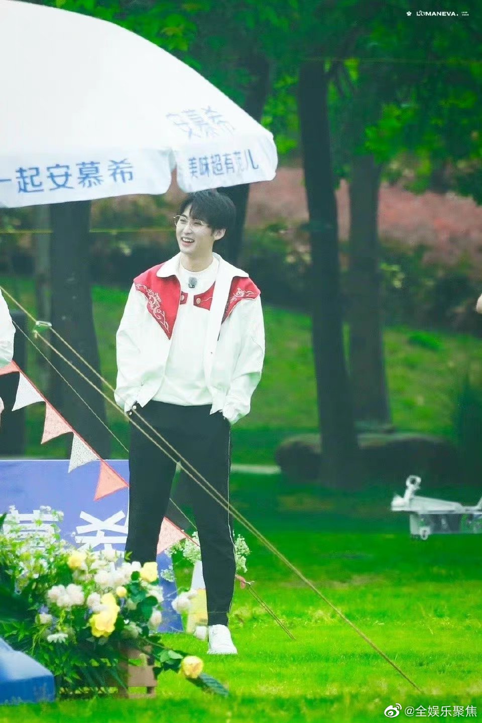 奔跑吧第十季湖州路透图看起来大家玩的很开心的样子