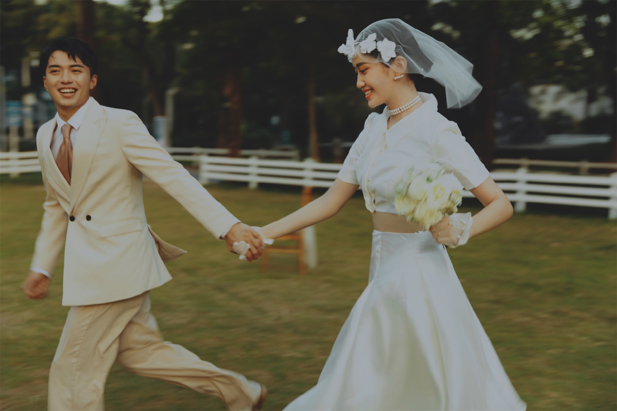 拍摄婚纱照的姿势都在这里了|8个pose教你拍出好看的婚纱照|婚纱照|姿