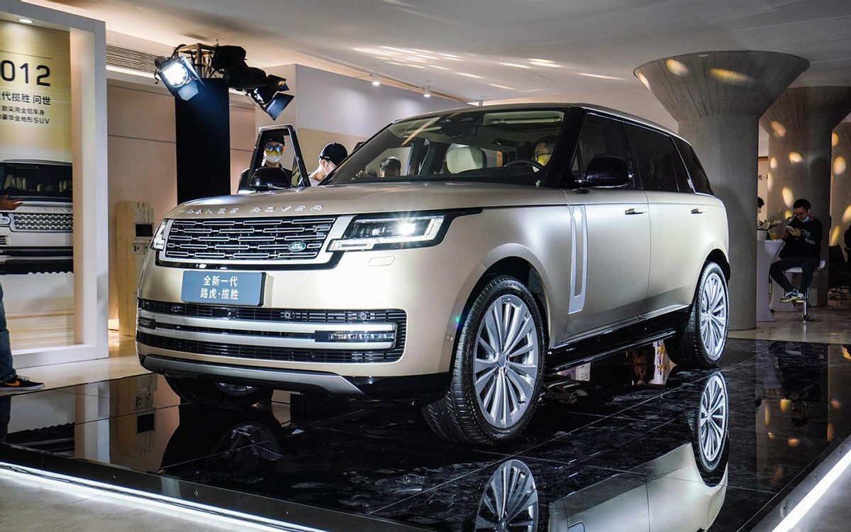 刚上市就要加价50万才能提车全新路虎揽胜还能在国内爆红