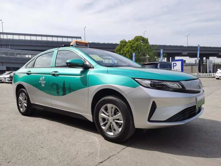 杭州上新的巡游出租车长啥样?