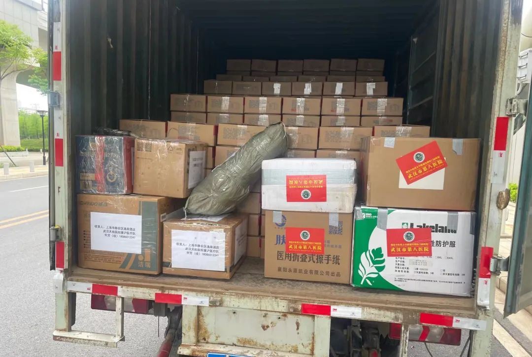 支援上海抗疫 武汉这位快递小哥又出动了休闲区蓝鸢梦想 - Www.slyday.coM