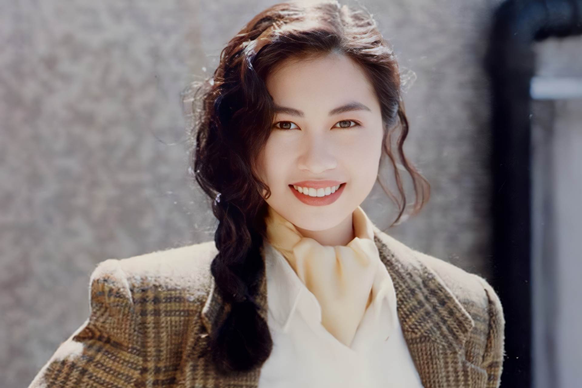 35年前胜过邱淑贞的港姐杨宝玲的成功之路可以复刻吗