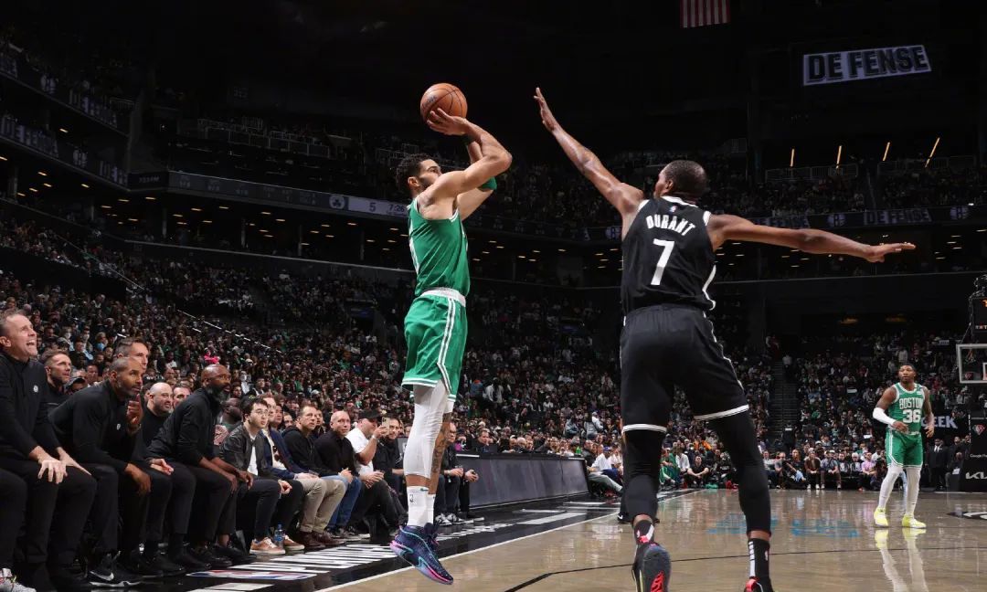 杜兰特被打爆了！塔图姆39分5板6助6抢断！篮网0比3提前出局休闲区蓝鸢梦想 - Www.slyday.coM