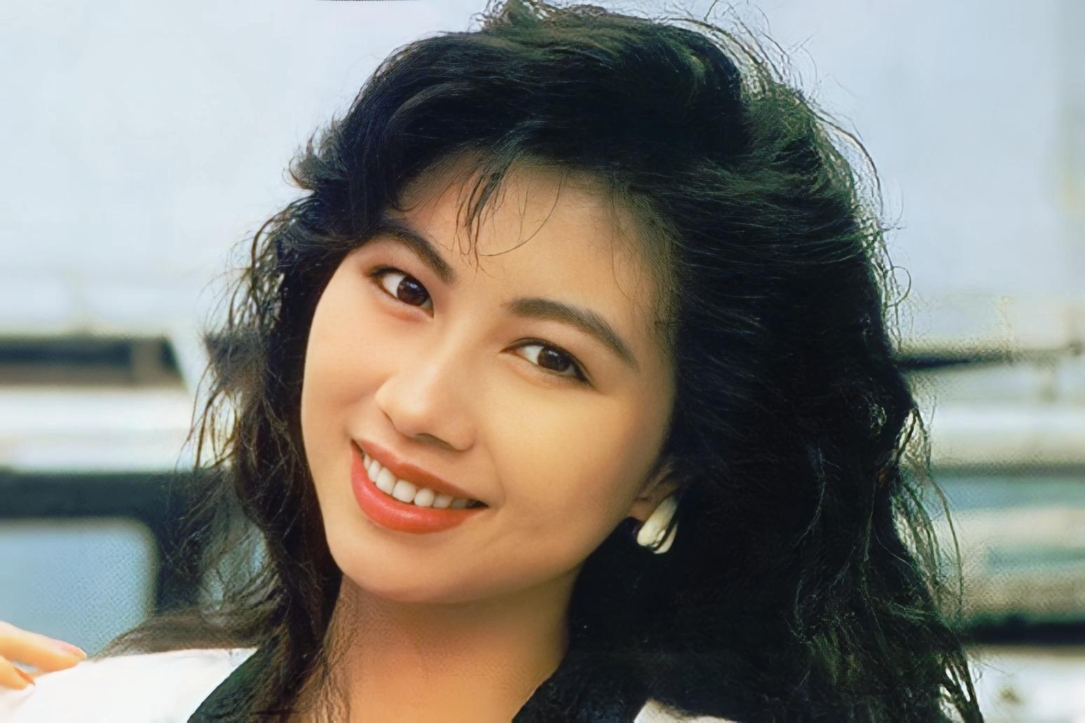 35年前胜过邱淑贞的港姐杨宝玲的成功之路可以复刻吗