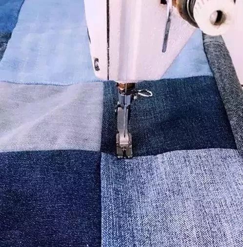 旧物改造牛仔裤旧物改造牛仔格子坐垫220424