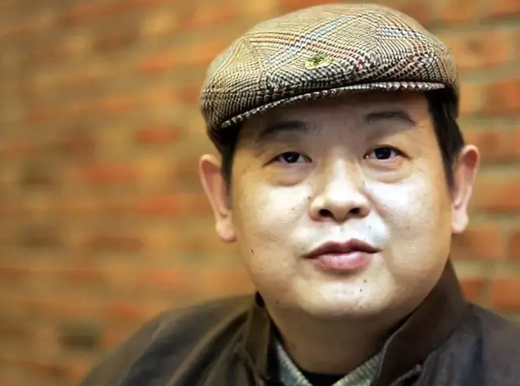 葛优妻子带男童逛街,夫妻丁克30多年,是老来得子还是另有隐情?休闲区蓝鸢梦想 - Www.slyday.coM 葛优妻子带男童逛街,夫妻丁克30多年,是老来得子还是另有隐情?休闲区蓝鸢梦想 - Www.slyday.coM