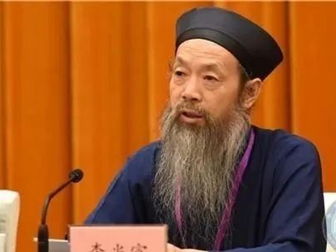 武当山李光富道长续任中国道教协会会长,道长得道,书法亦佳!