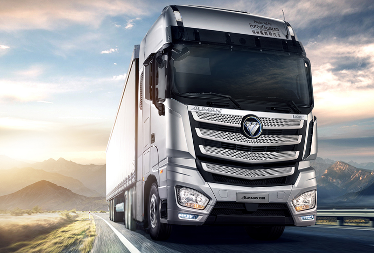 领鲜一路高收入冷链运输天花板就看欧曼自动挡冷藏车