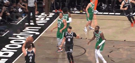 杜兰特被打爆了！塔图姆39分5板6助6抢断！篮网0比3提前出局休闲区蓝鸢梦想 - Www.slyday.coM