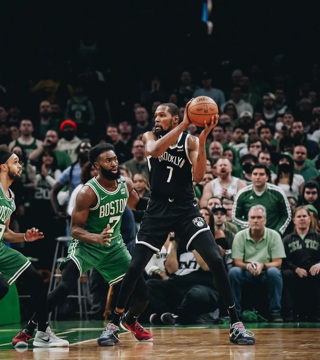 杜兰特被打爆了！塔图姆39分5板6助6抢断！篮网0比3提前出局休闲区蓝鸢梦想 - Www.slyday.coM