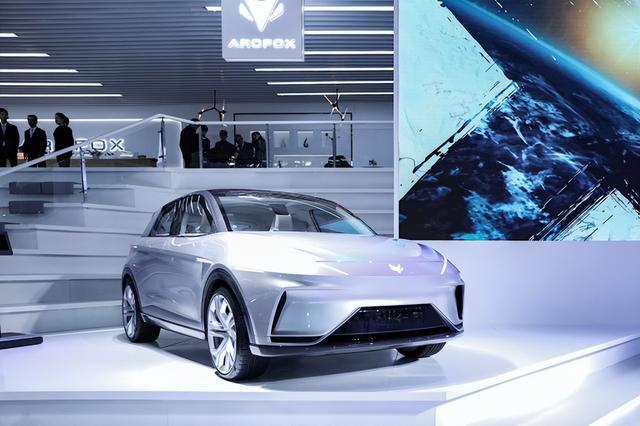 中国新能源汽车火了，几乎垄断了全球市场，赚美了西方的钱休闲区蓝鸢梦想 - Www.slyday.coM