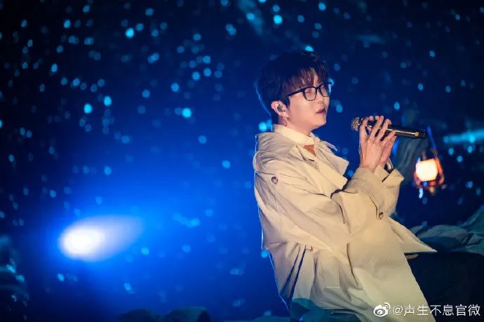 庆祝香港回归25周年  众星云集《声生不息•港乐季》休闲区蓝鸢梦想 - Www.slyday.coM