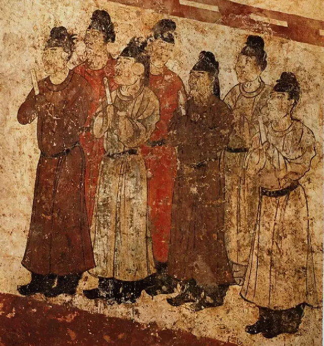 又拿反了?古代版提词器笏板应该怎么用__财经头条