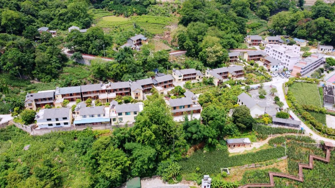 麻栗坡县天保镇老寨村.张文峰 摄