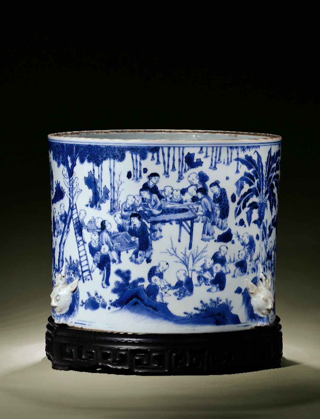 明崇祯 青花百子图大笔筒