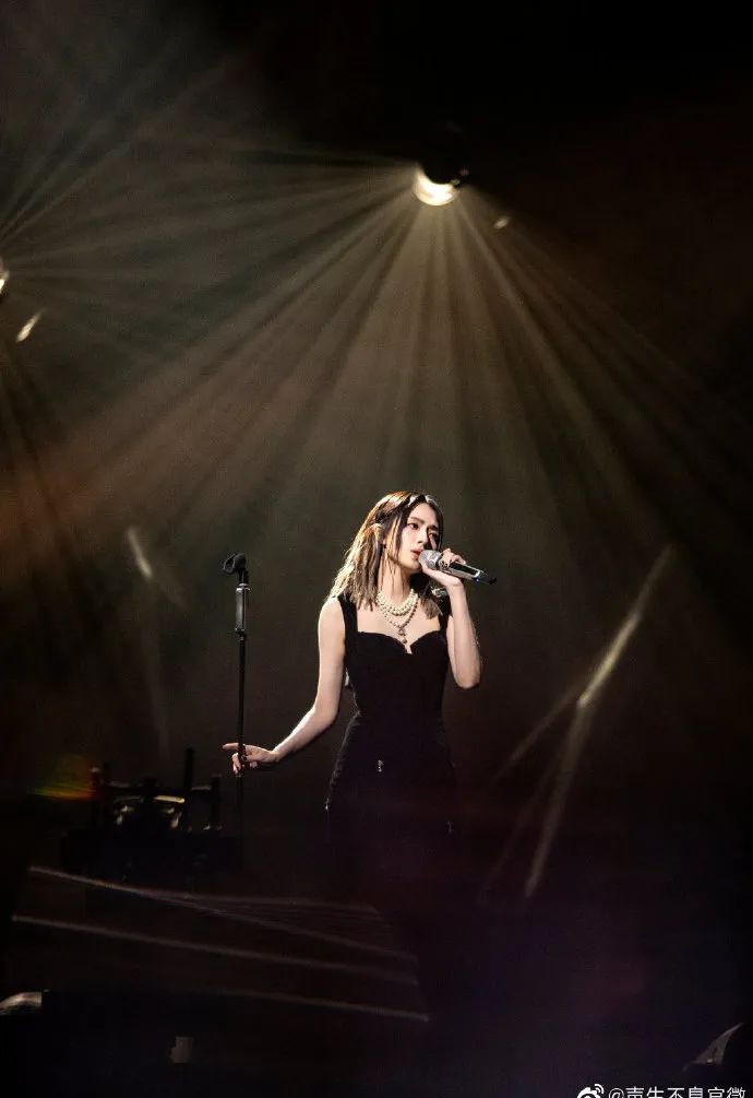 庆祝香港回归25周年  众星云集《声生不息•港乐季》休闲区蓝鸢梦想 - Www.slyday.coM