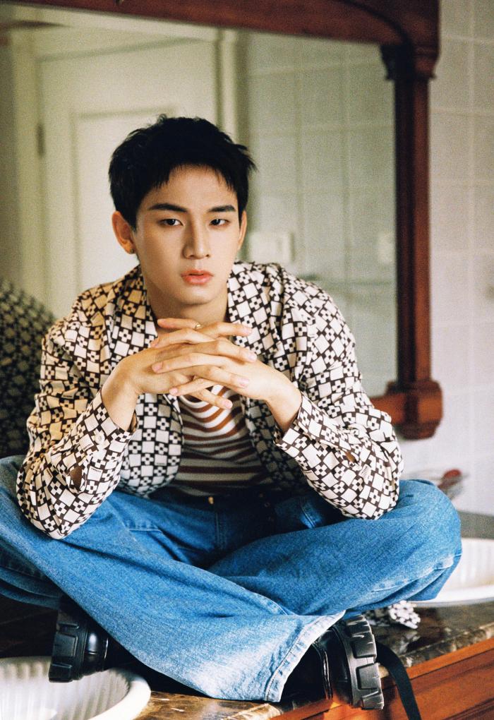 前男团r1se成员姚琛遭长期骚扰家人是底线