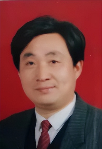 书画家王德义入编文化精英绽放梦想书画精英特辑