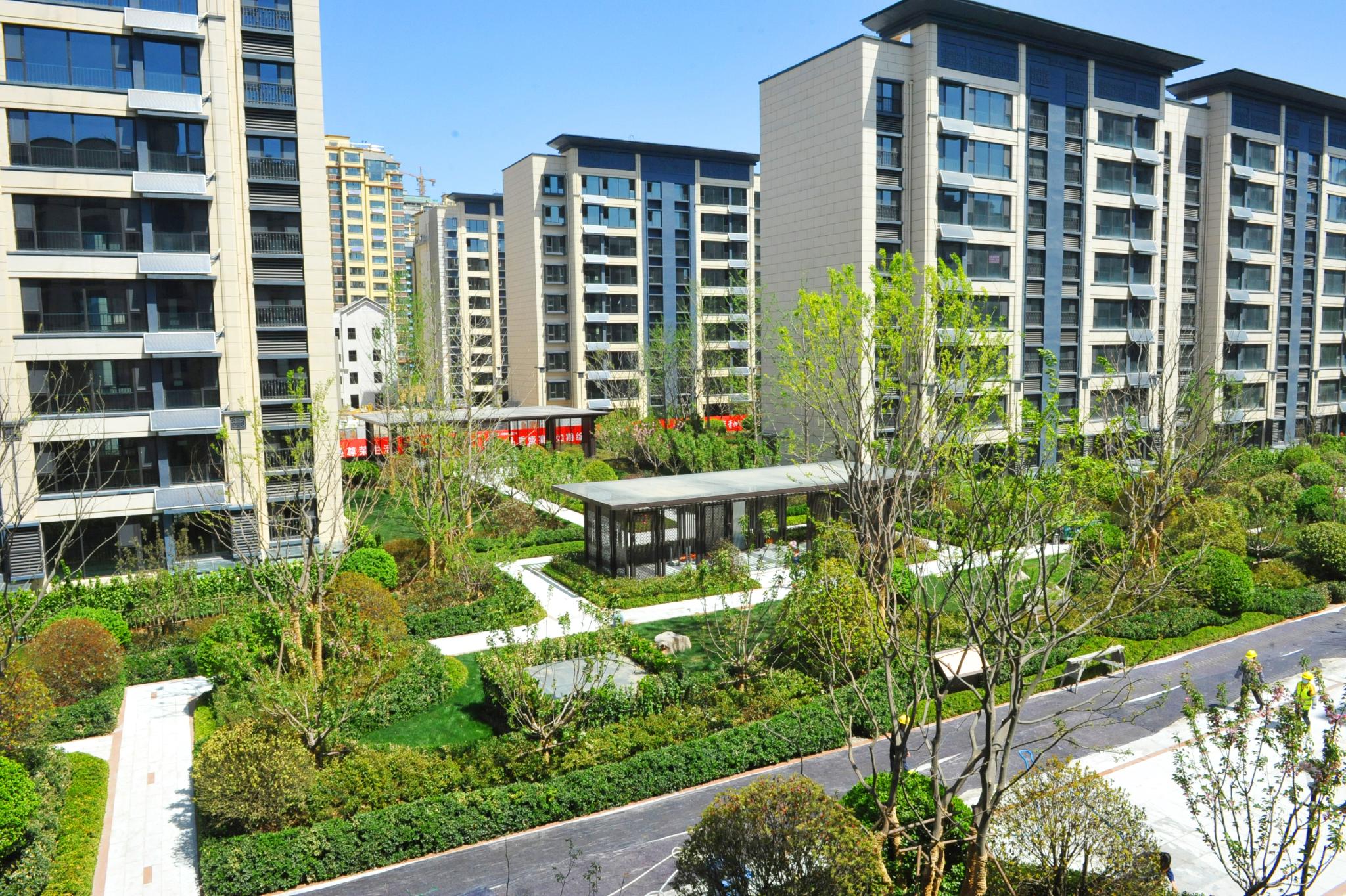 恒信伟业安顺府提前交付现场发证又火炎焱燚