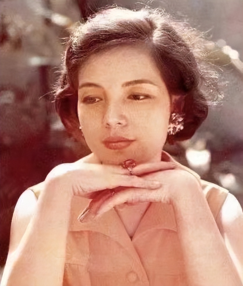 84岁琼瑶公开25亿豪宅内景二婚丈夫3年前病逝结婚40年未生育