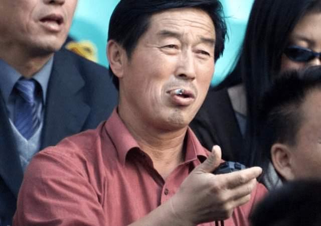 “马家军”神话的缔造者！马俊仁充满争议的一生，如今成养狗专家__财经头条