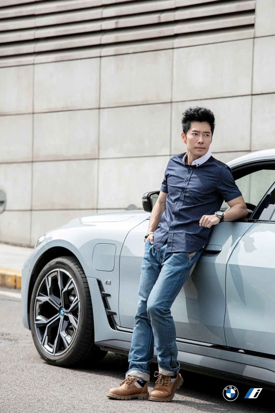 这个开宝马i4的男人又来了布鲁克林灰搭配恶魔耳有点帅