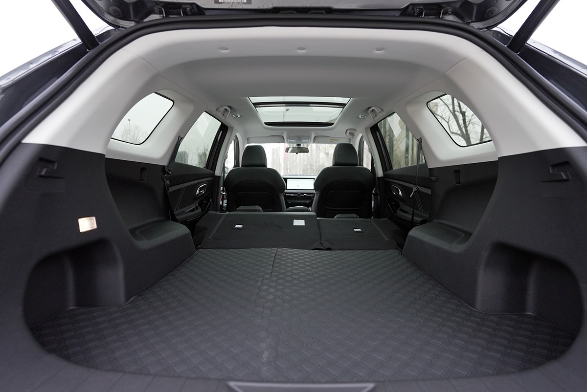 长安欧尚x7plus提车作业等了那么久终于提到车了