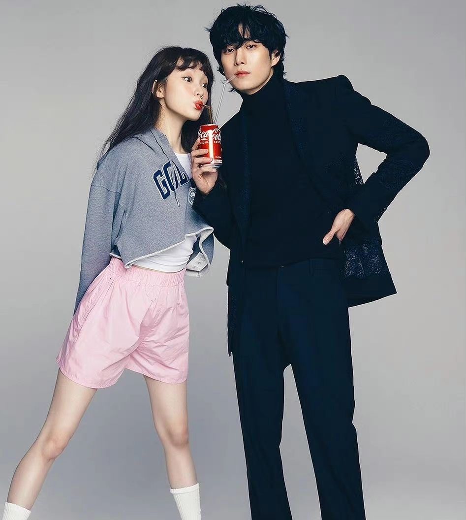 李圣经新剧开播反响好搭档顶楼剧组不过还是和南柱赫更配