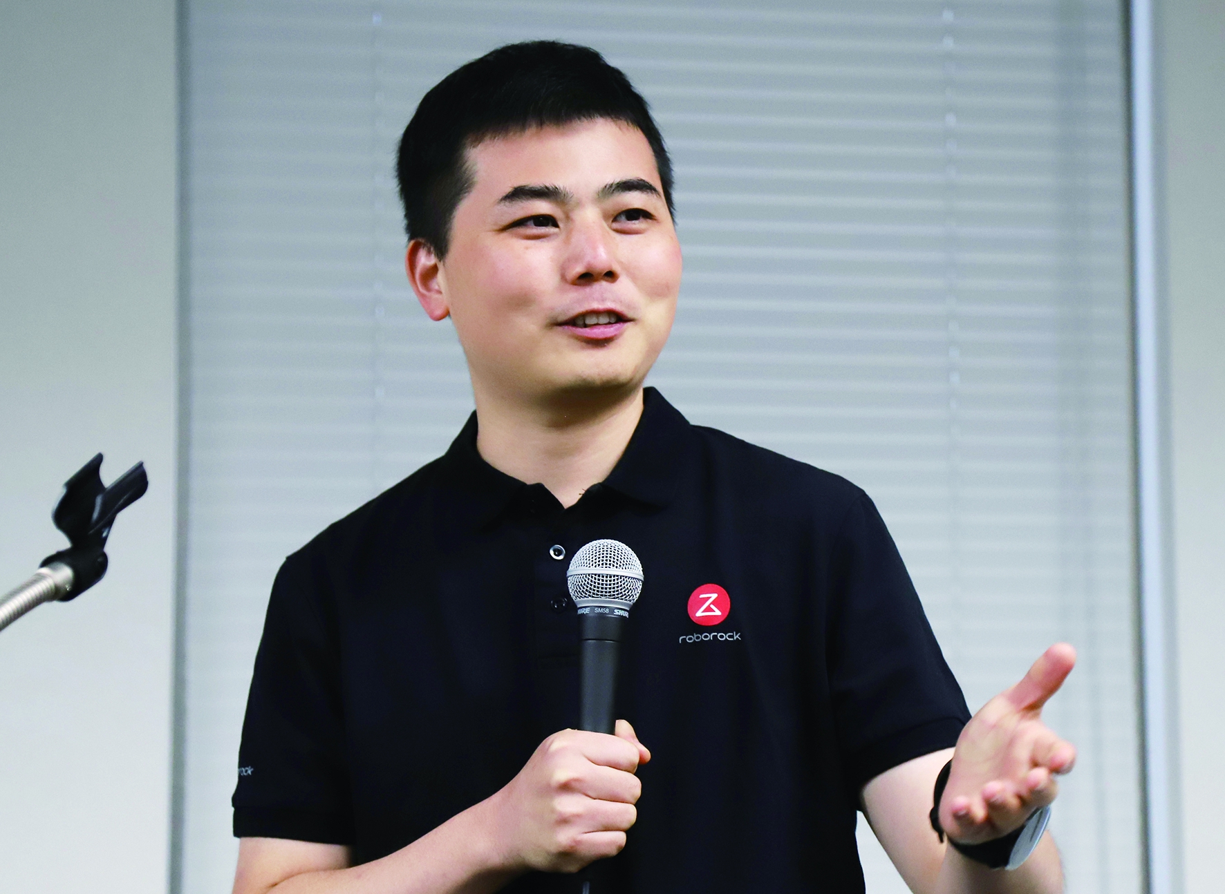 石头科技去小米化阵痛业绩承压昌敬财富锐减144亿