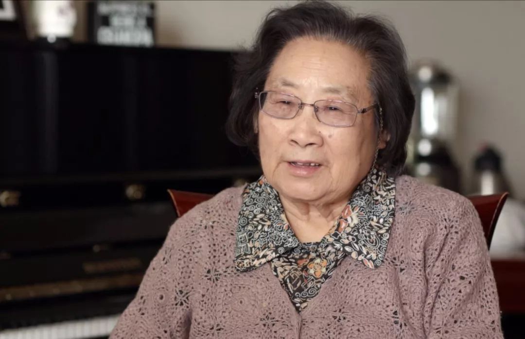 诺贝尔奖得主,中国中医科学院青蒿素研究中心主任屠呦呦(2017年11月10