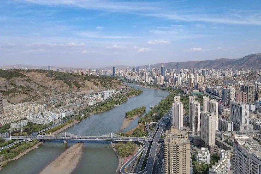 这是4月24日在黄河兰州段拍摄的黄河景色(无人机照片).