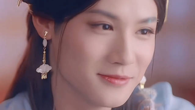 郑业成女装扮相不愧是美人师兄这女装虽然看了很多遍还是会心动舔屏