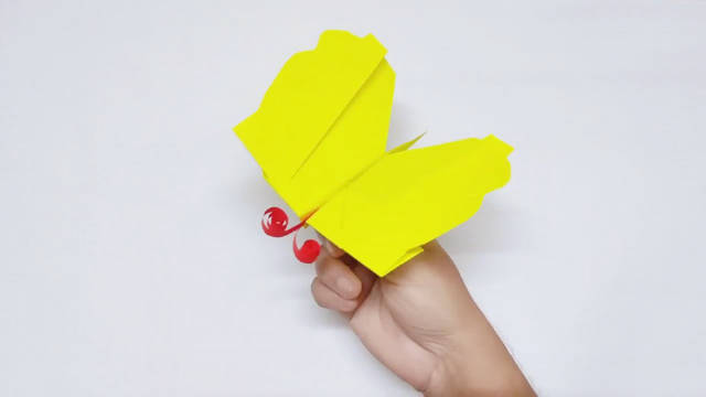 「手工制作」一架漂亮的蝴蝶纸飞机!