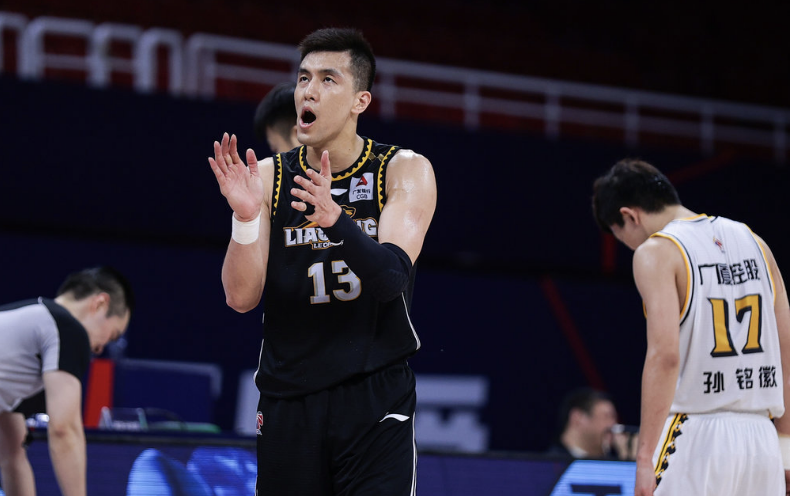 可以大喊一声了辽宁男篮是20212022赛季的cba总冠军