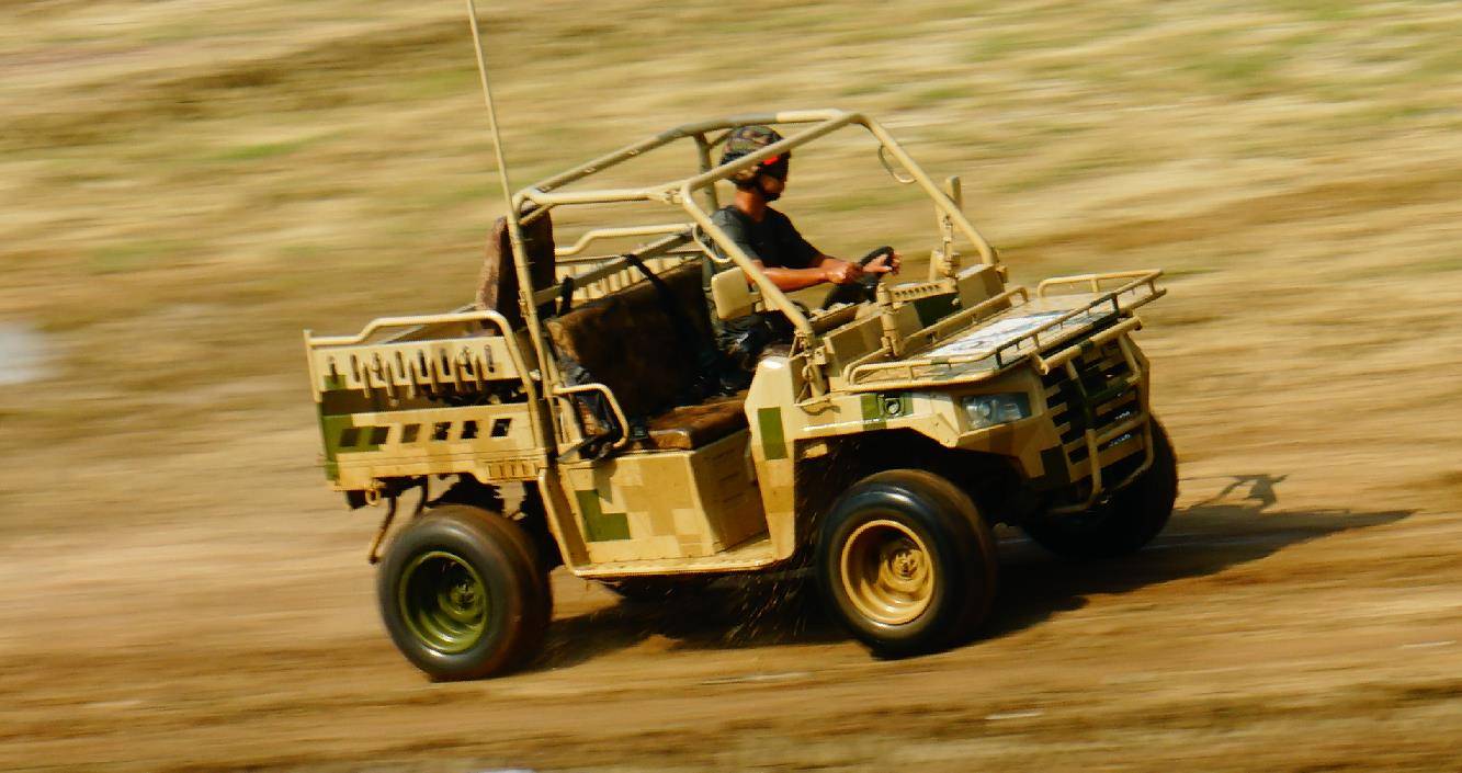 深度从山猫4x4无人驾驶技术验证车研判小型扁线电机应用方向