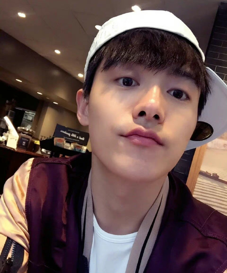 马天宇分享自己18岁的照片