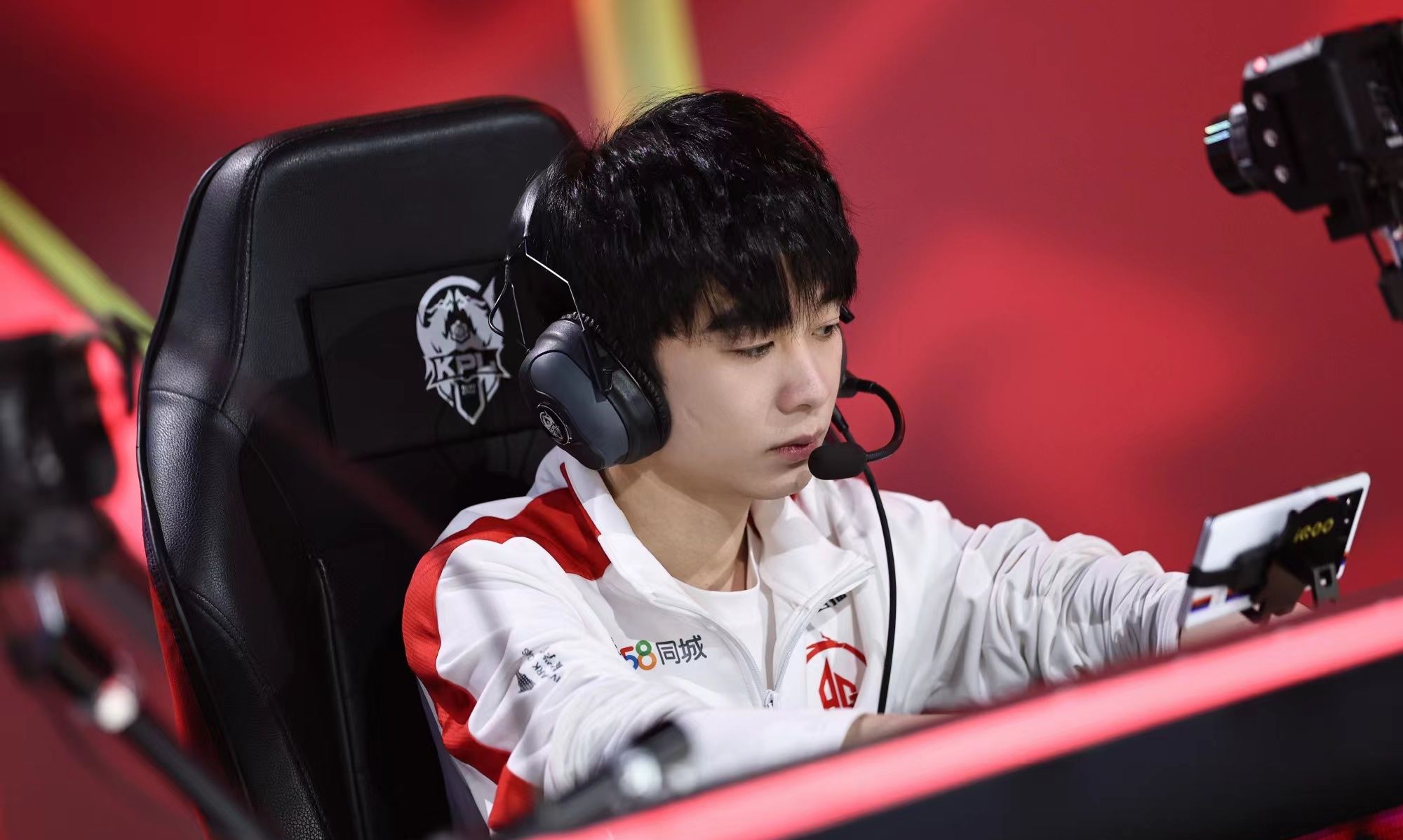 ag签下1位k甲天才边路,阿泽很可能会是第2个七年,忆安另有安排|阿泽