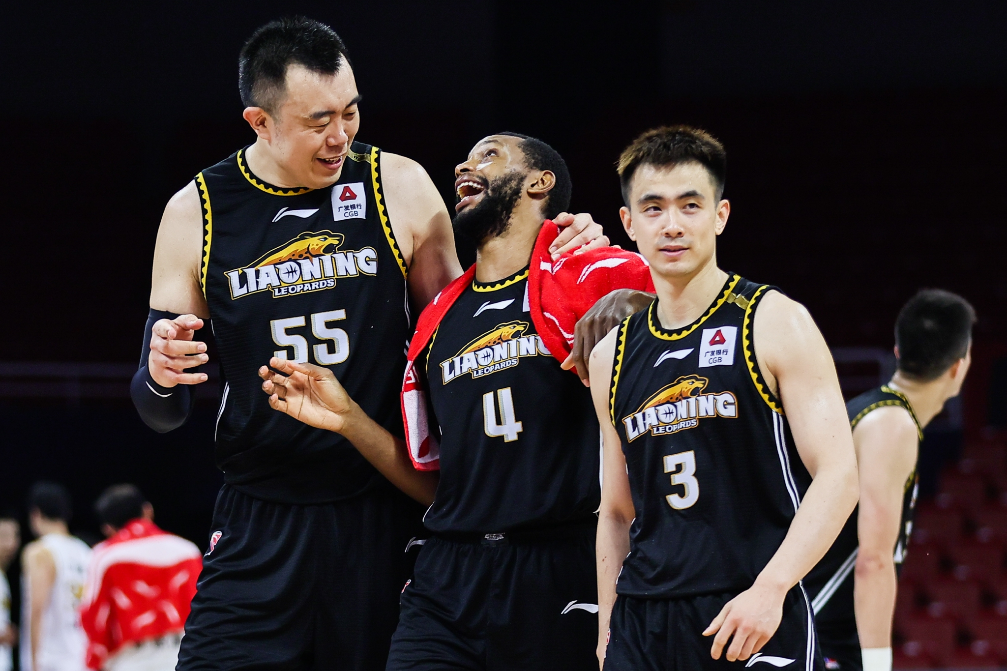 辽宁男篮赢得轻松.